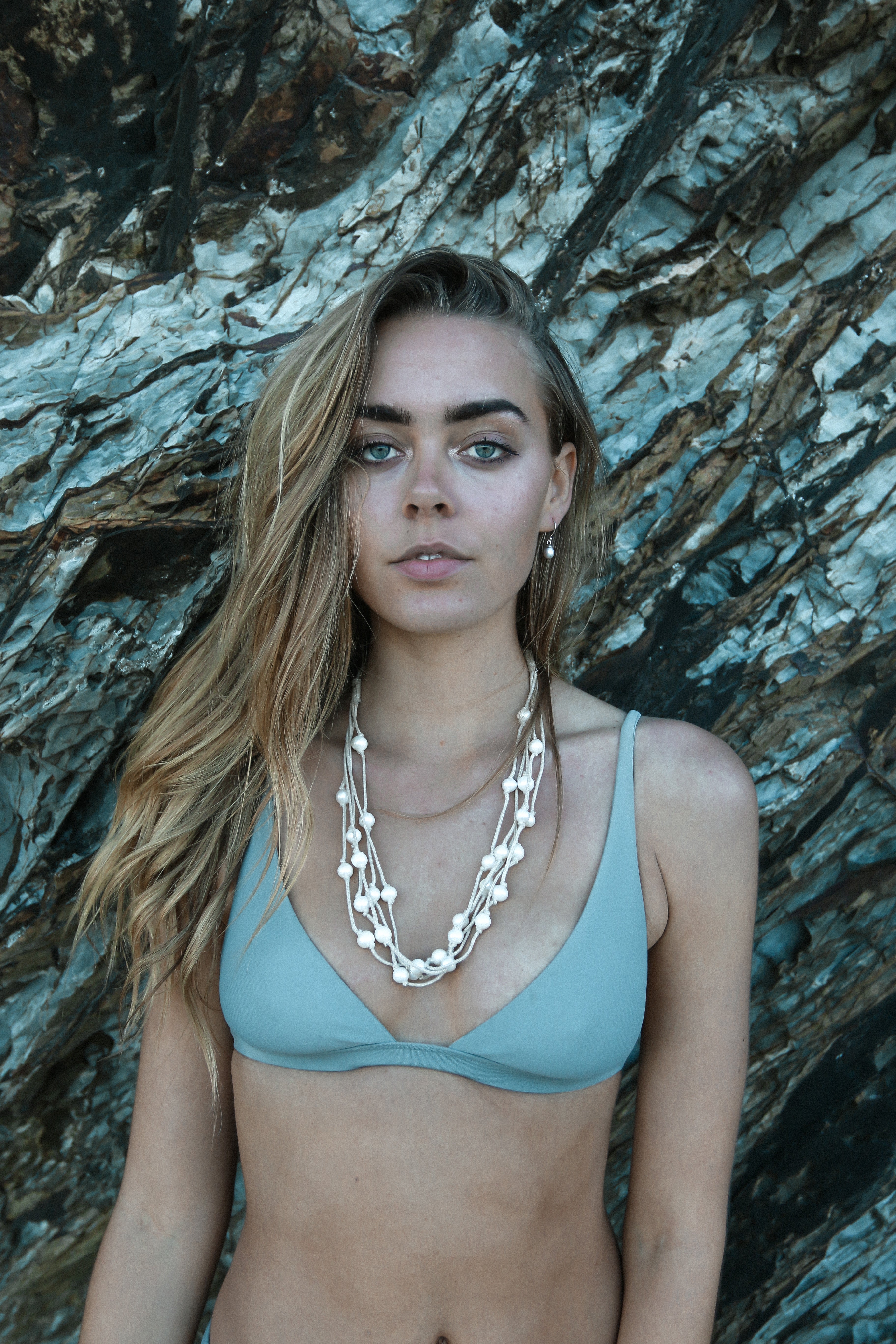 necklace with pearls