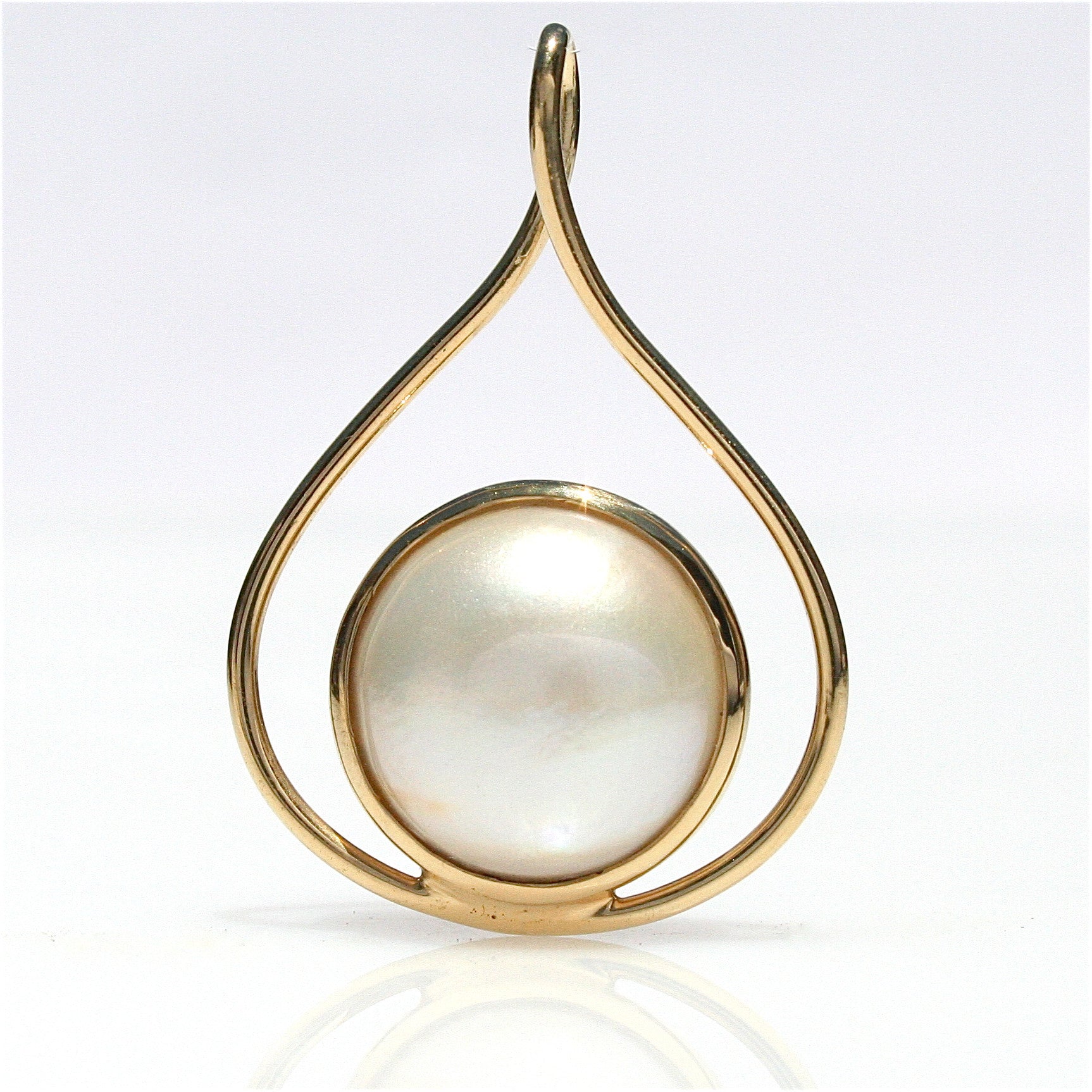 mabe pearl pendant gold
