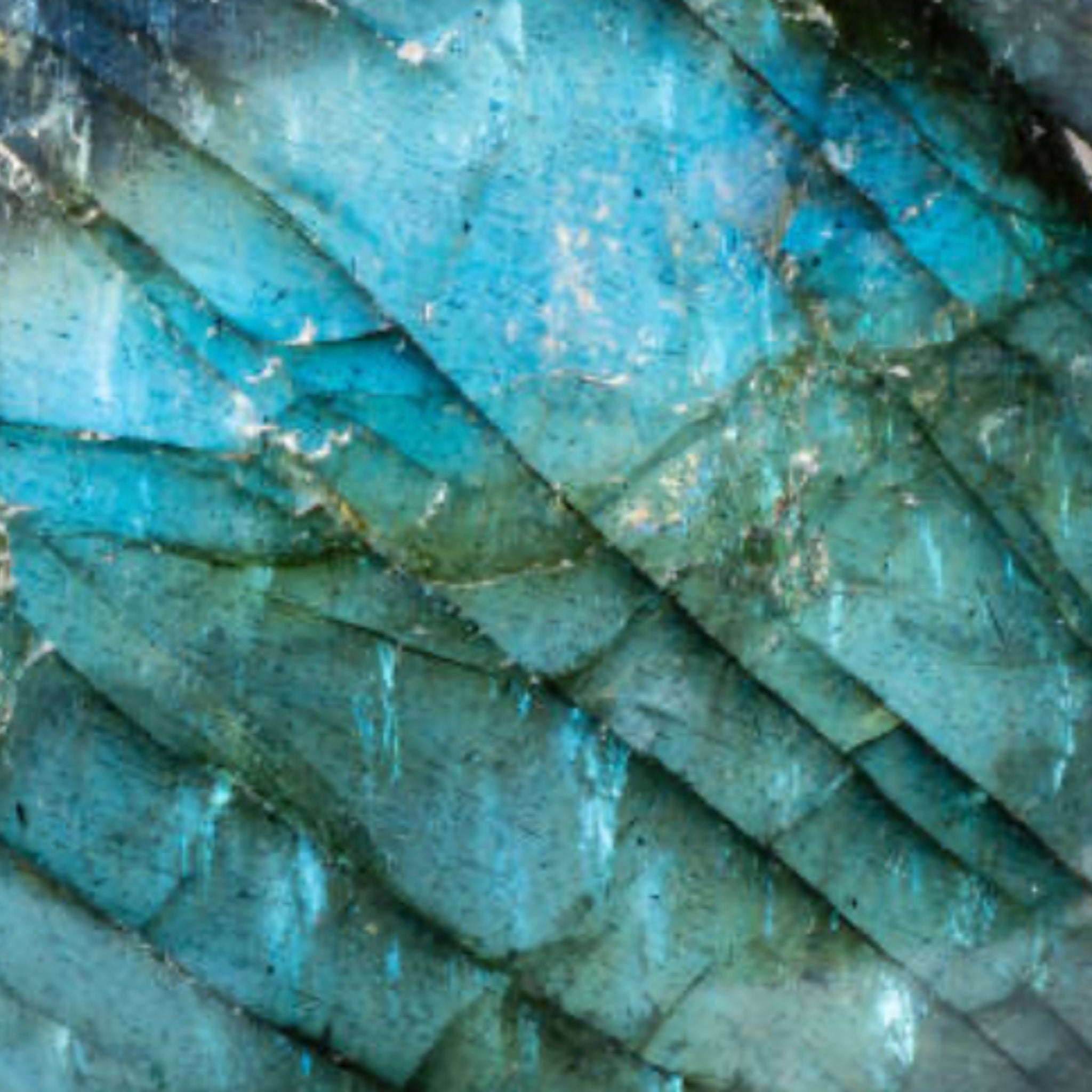 Labradorite Gemstone Jewellery Meaning: Protection, Intuition & Coastal Energy
