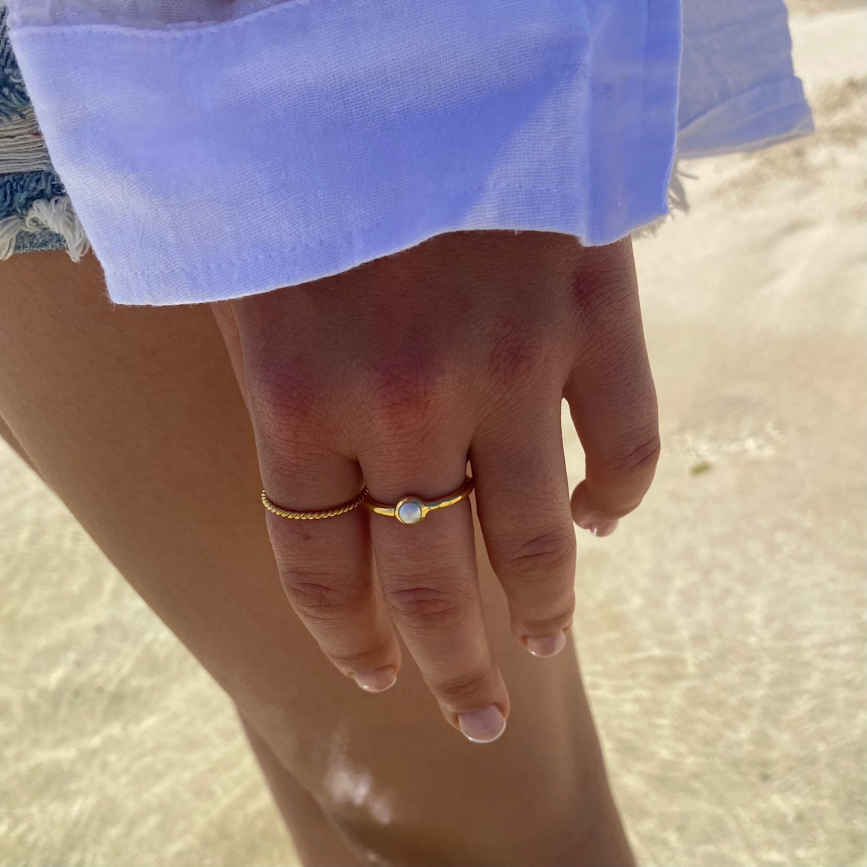dainty gold pearl ring