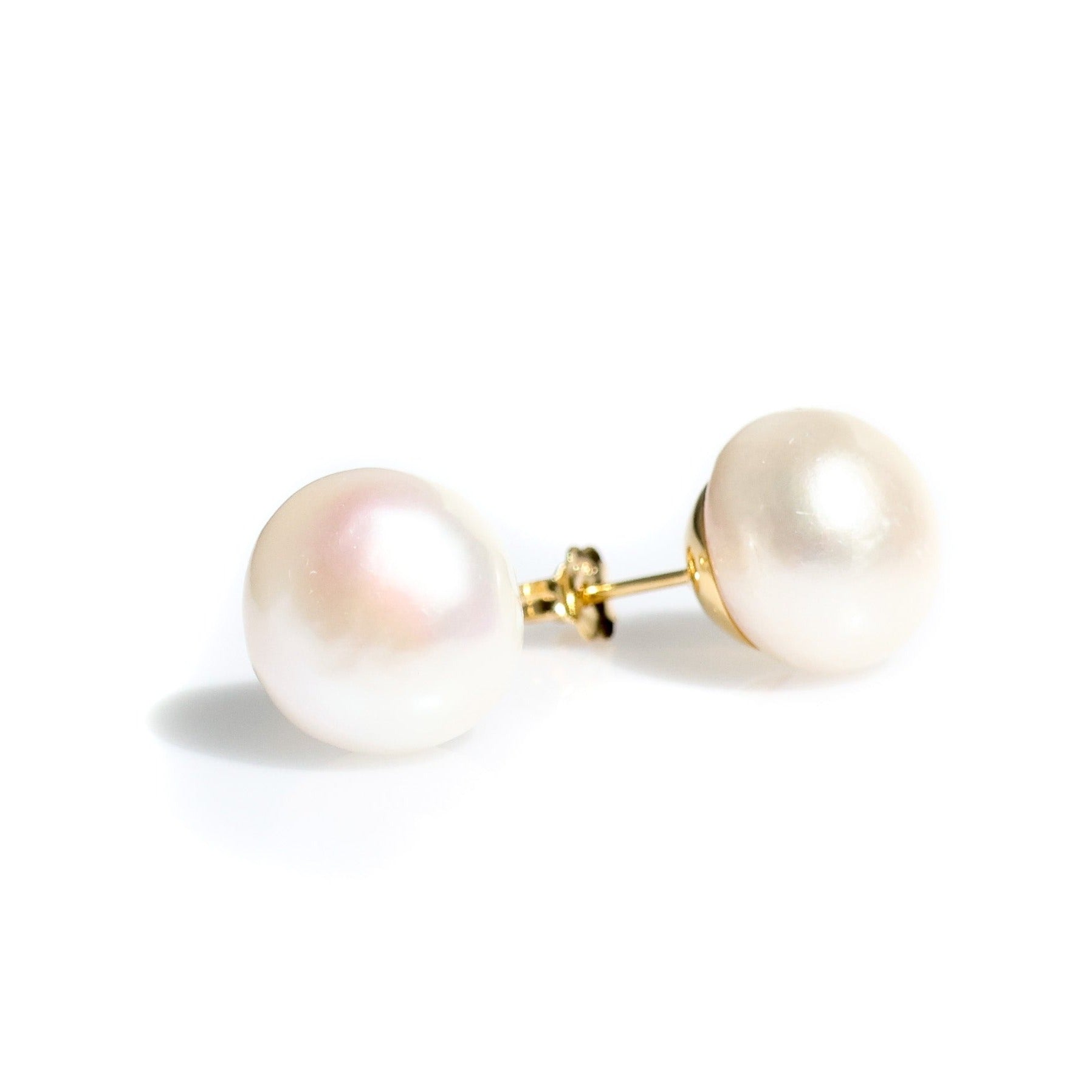 keshi pearl studs