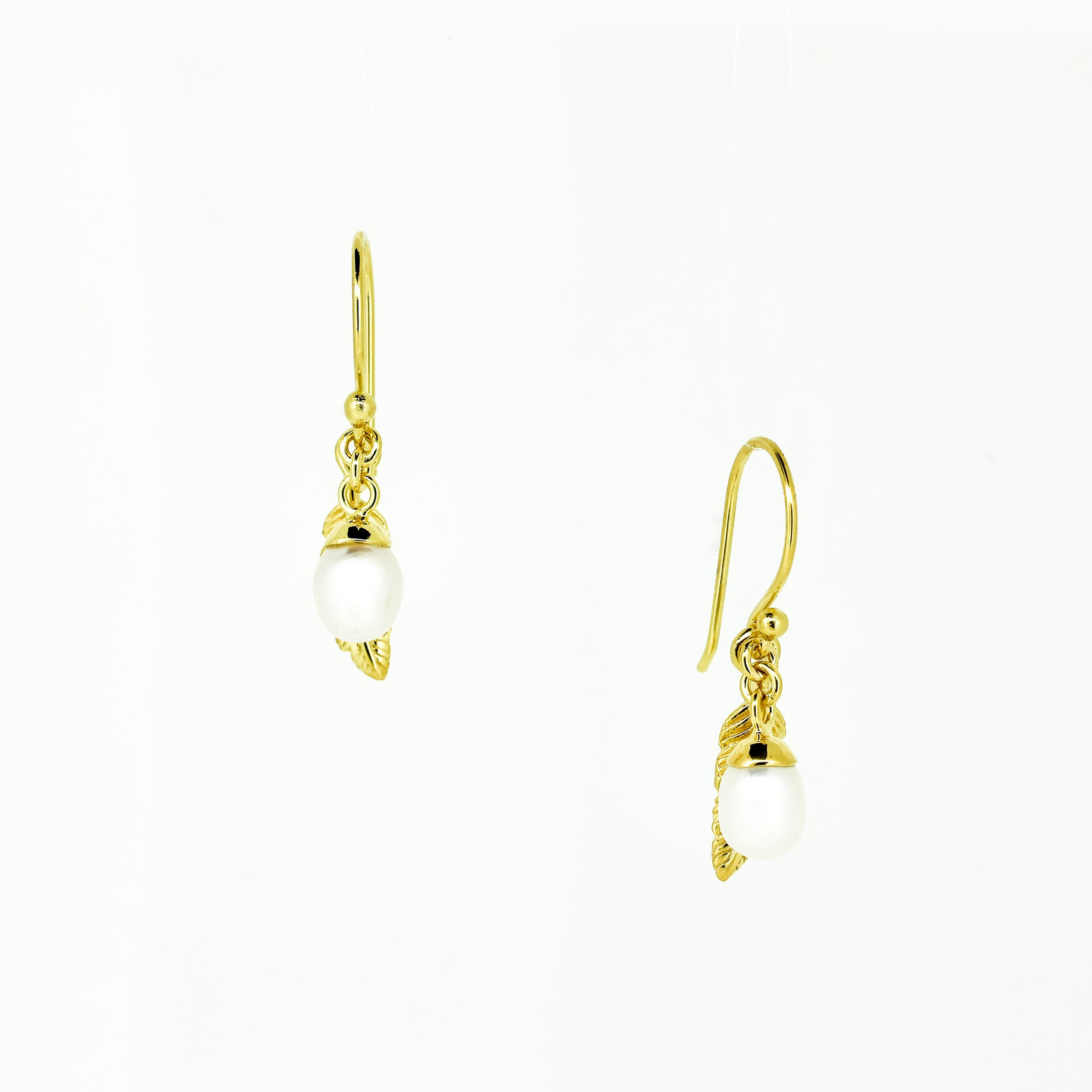 ocean whisper pearl earrings