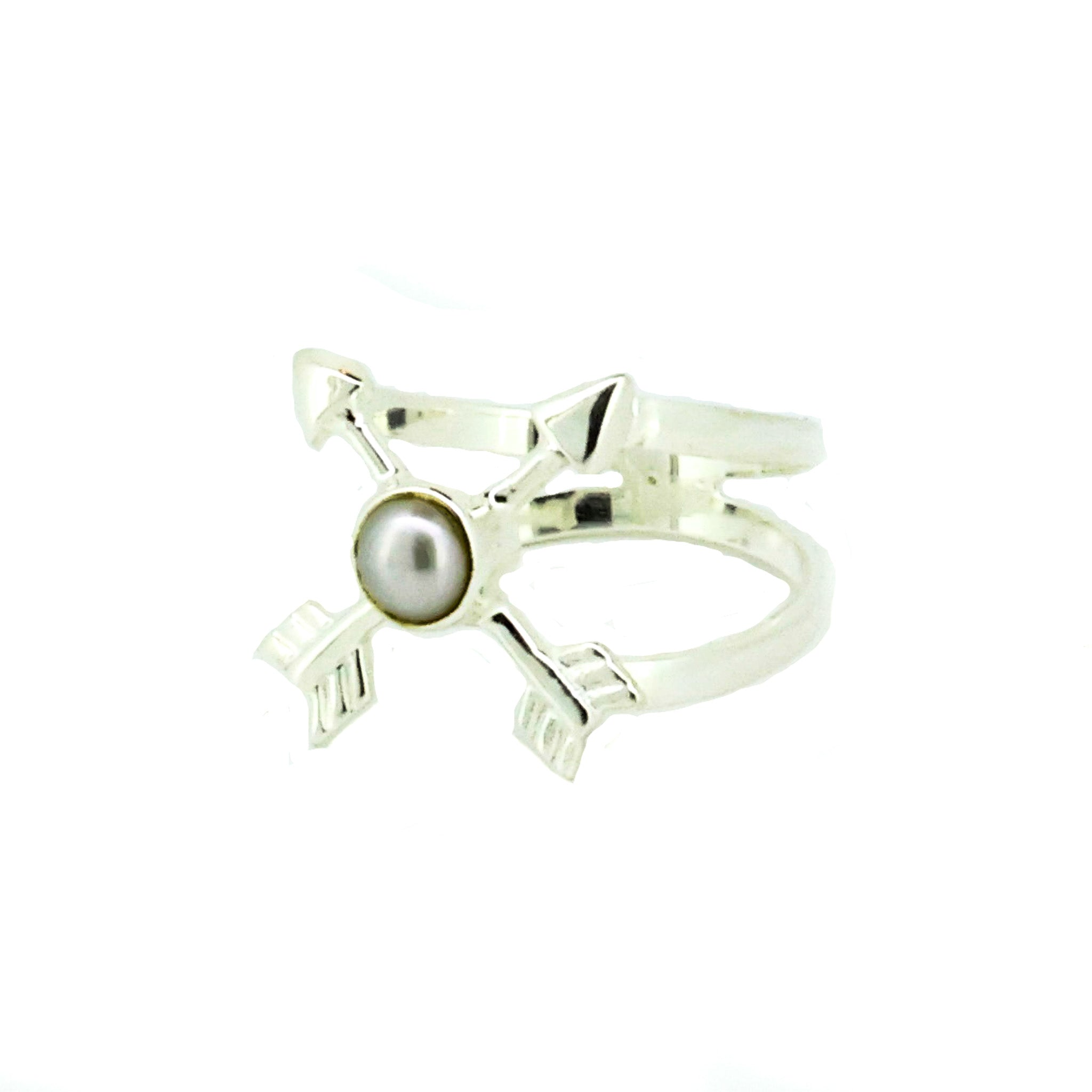 Pearl Tide Arrow Ring