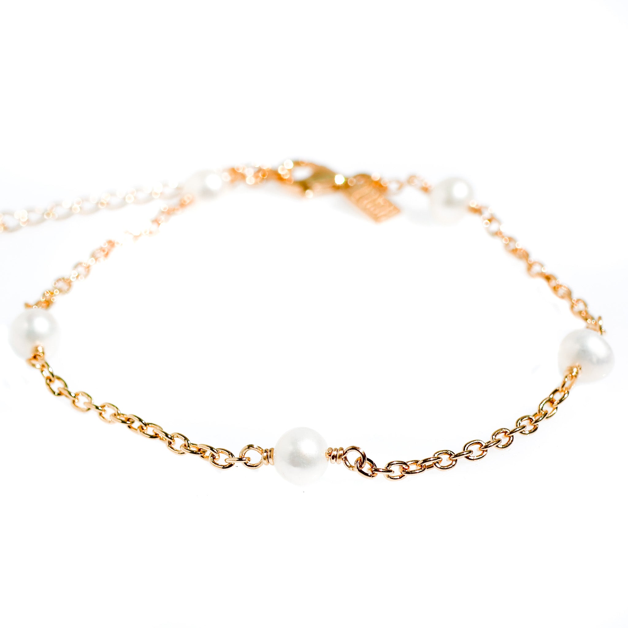 gold pearl bracelet