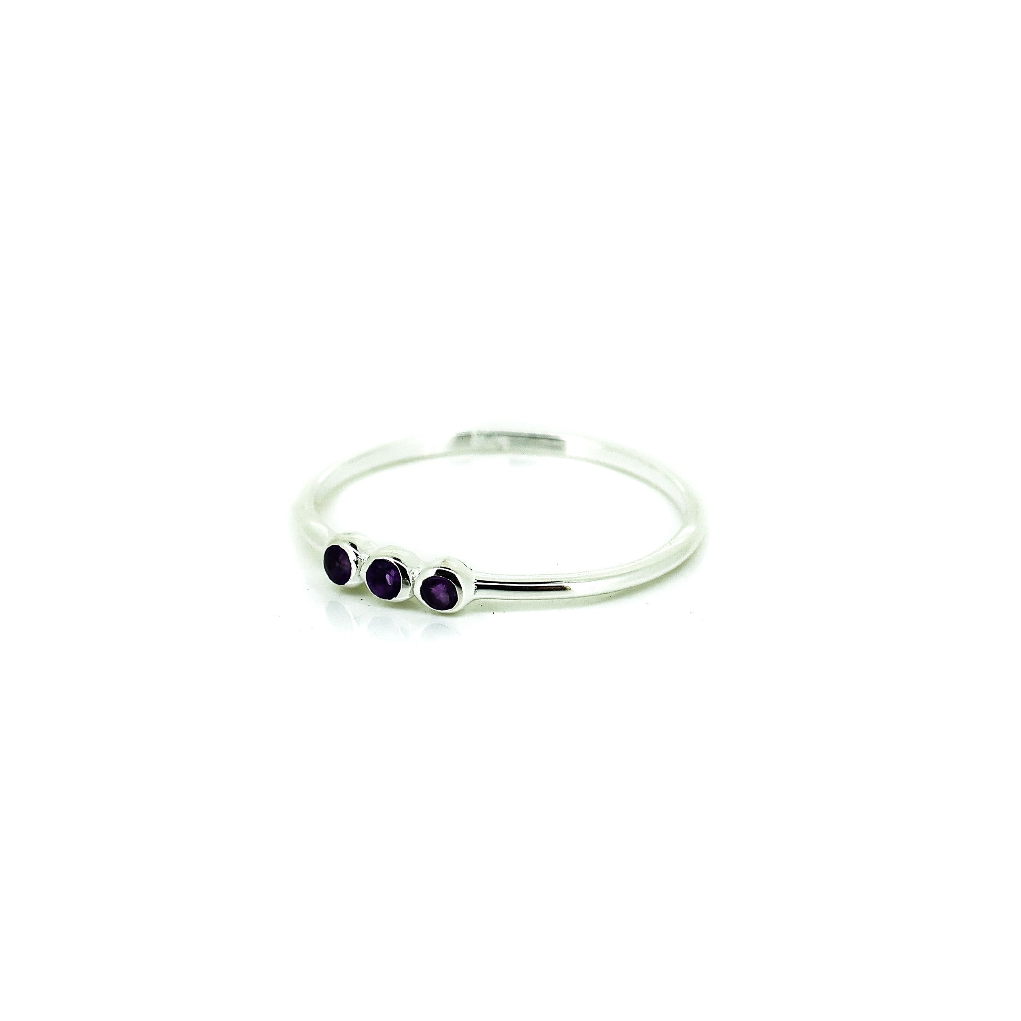 dainty silver ring with amethyst gemstoones