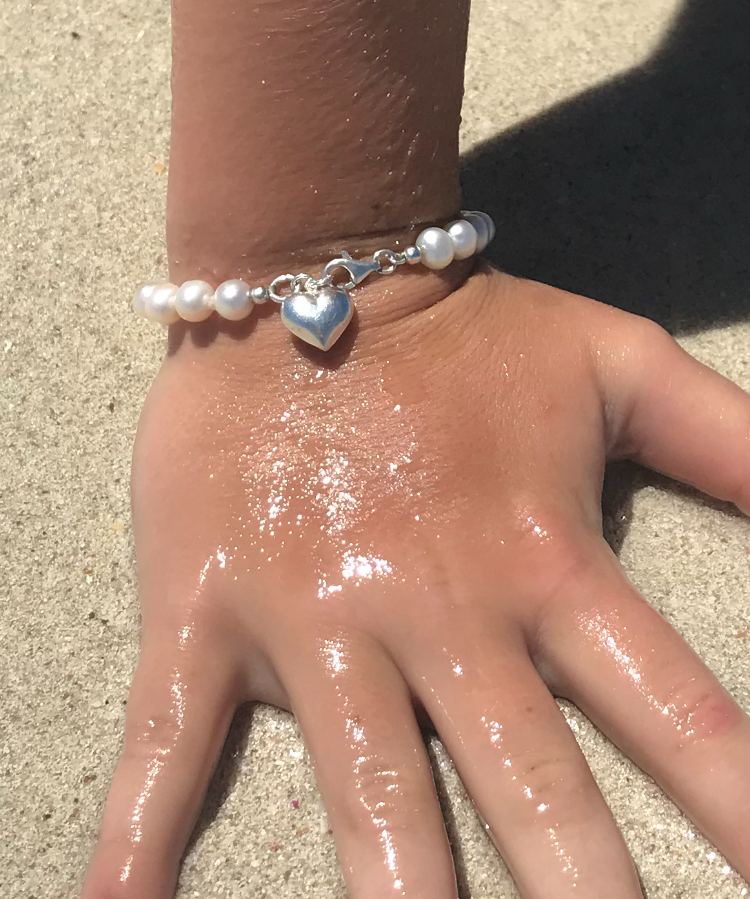 girls pearl bracelet