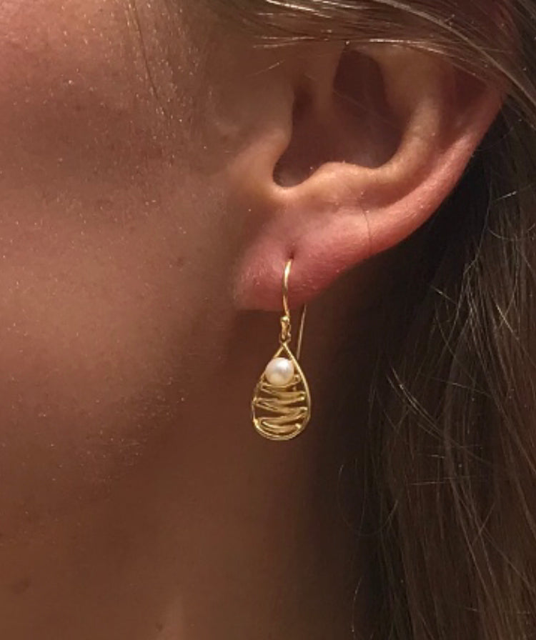 Staircase to the moon earrings gold