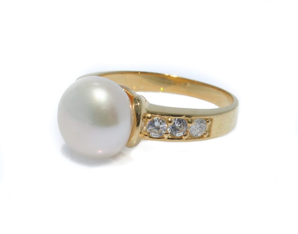 gold pearl ring