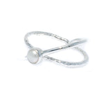 silver pearl ring 