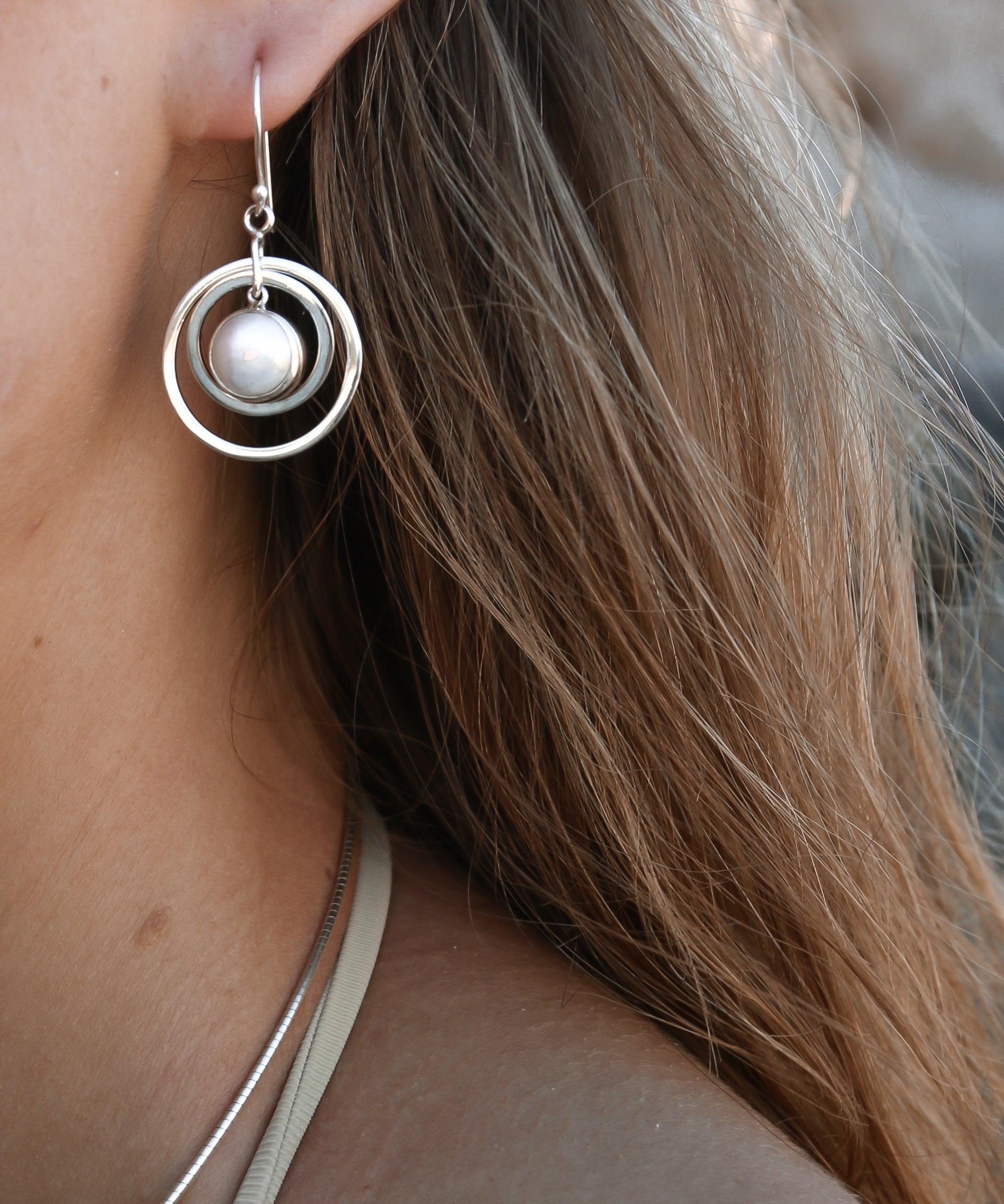 ladies pearl earrings
