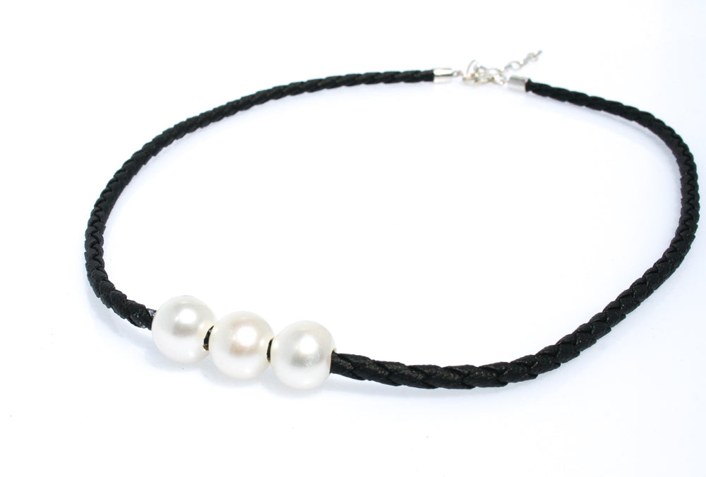 TARRYN TRIPLE PEARL BLACK BRAID NECKLACE