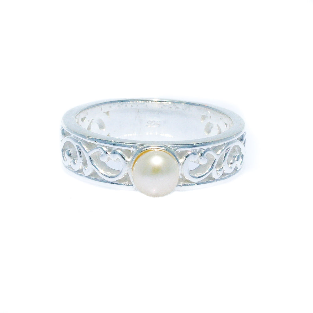 silver pearl ring