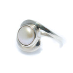 pearl ring
