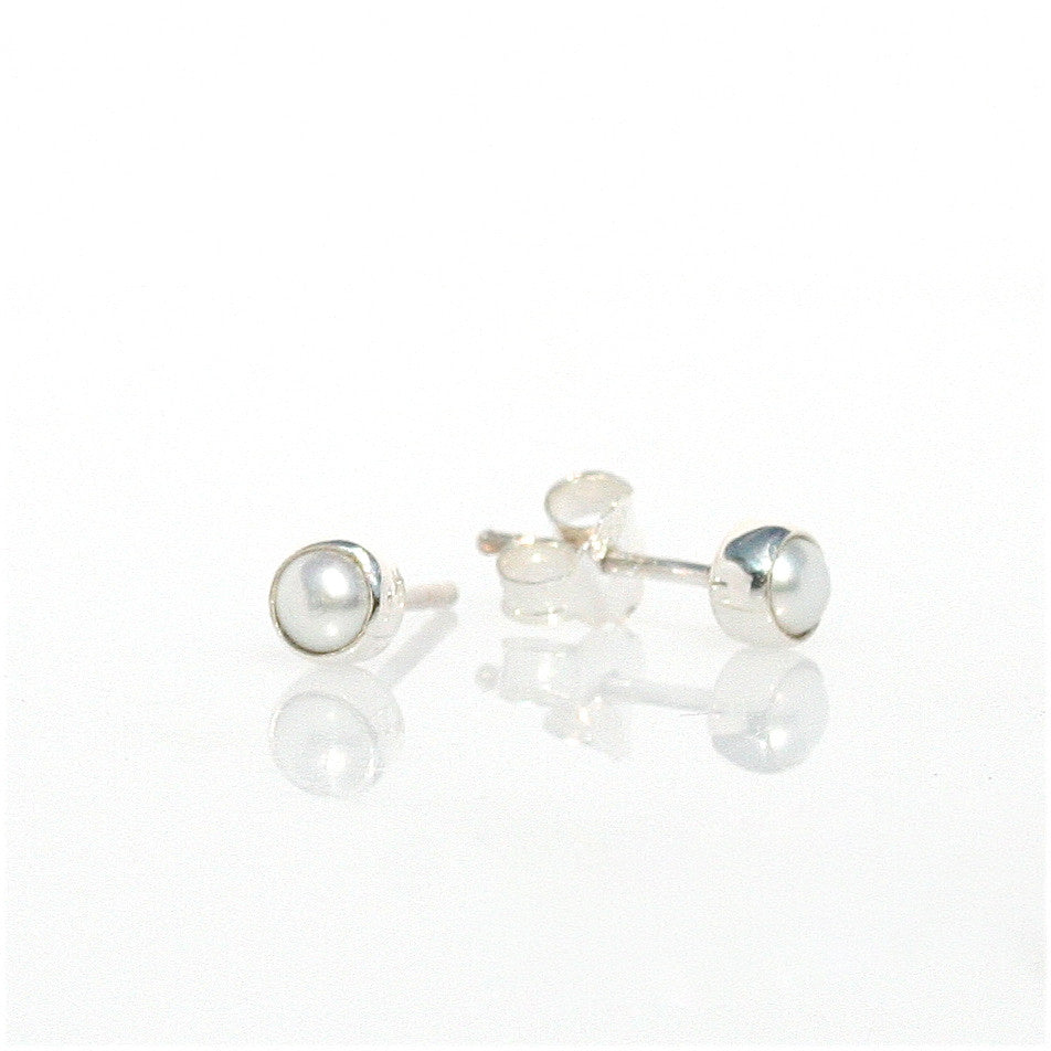 pearl studs