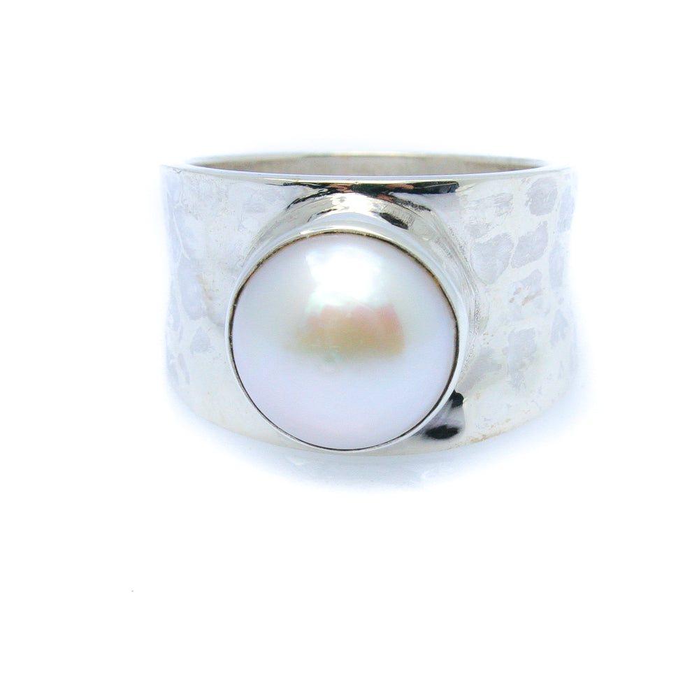 pearl ring