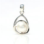 pearl pendant