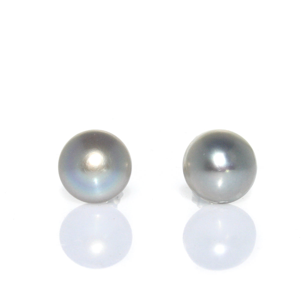 silver pearl studs