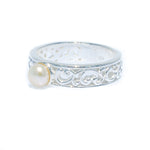 silver pearl ring