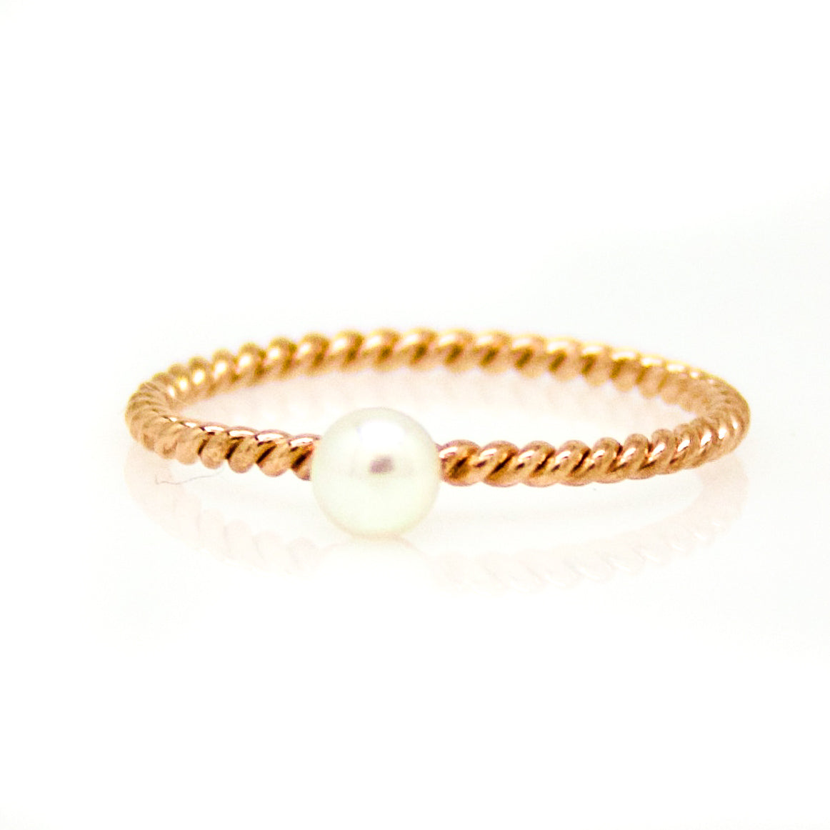 rose gold pearl ring
